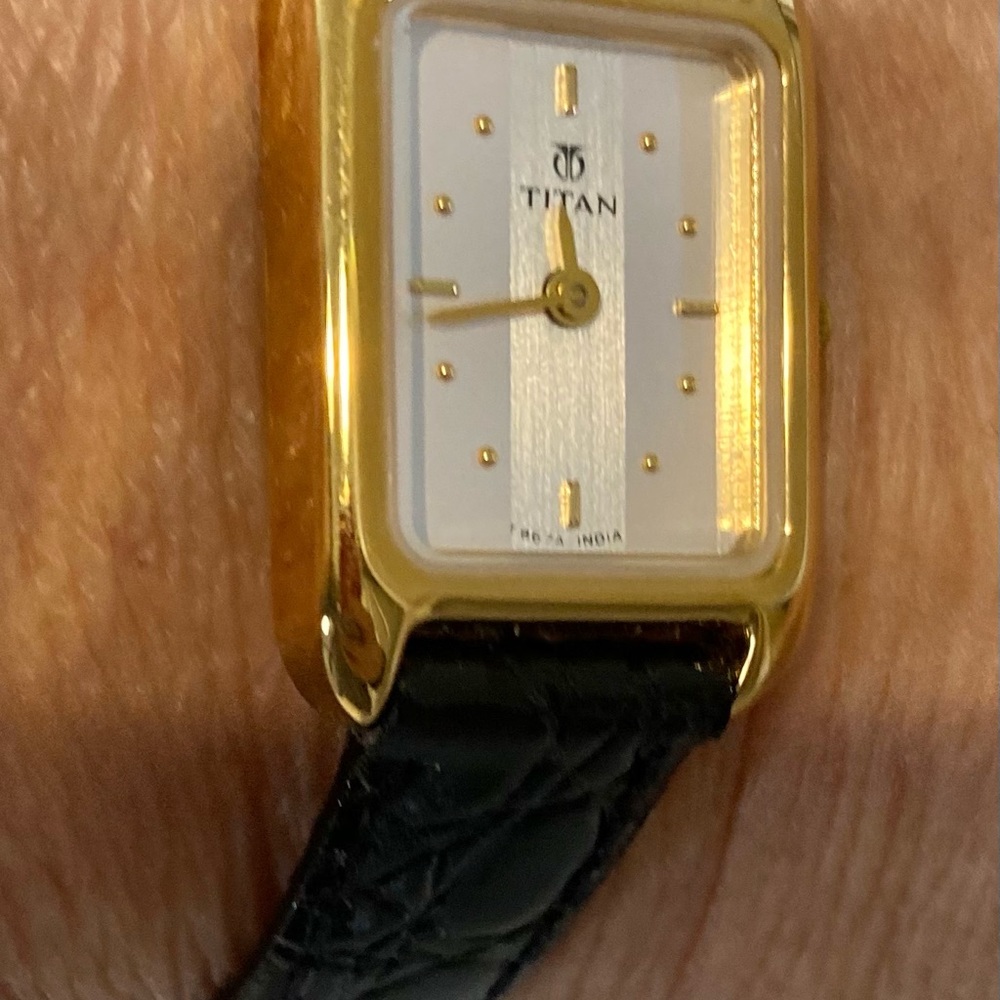 Titan Tank Watch. Rectangular. Delicate. Beautiful - image 4